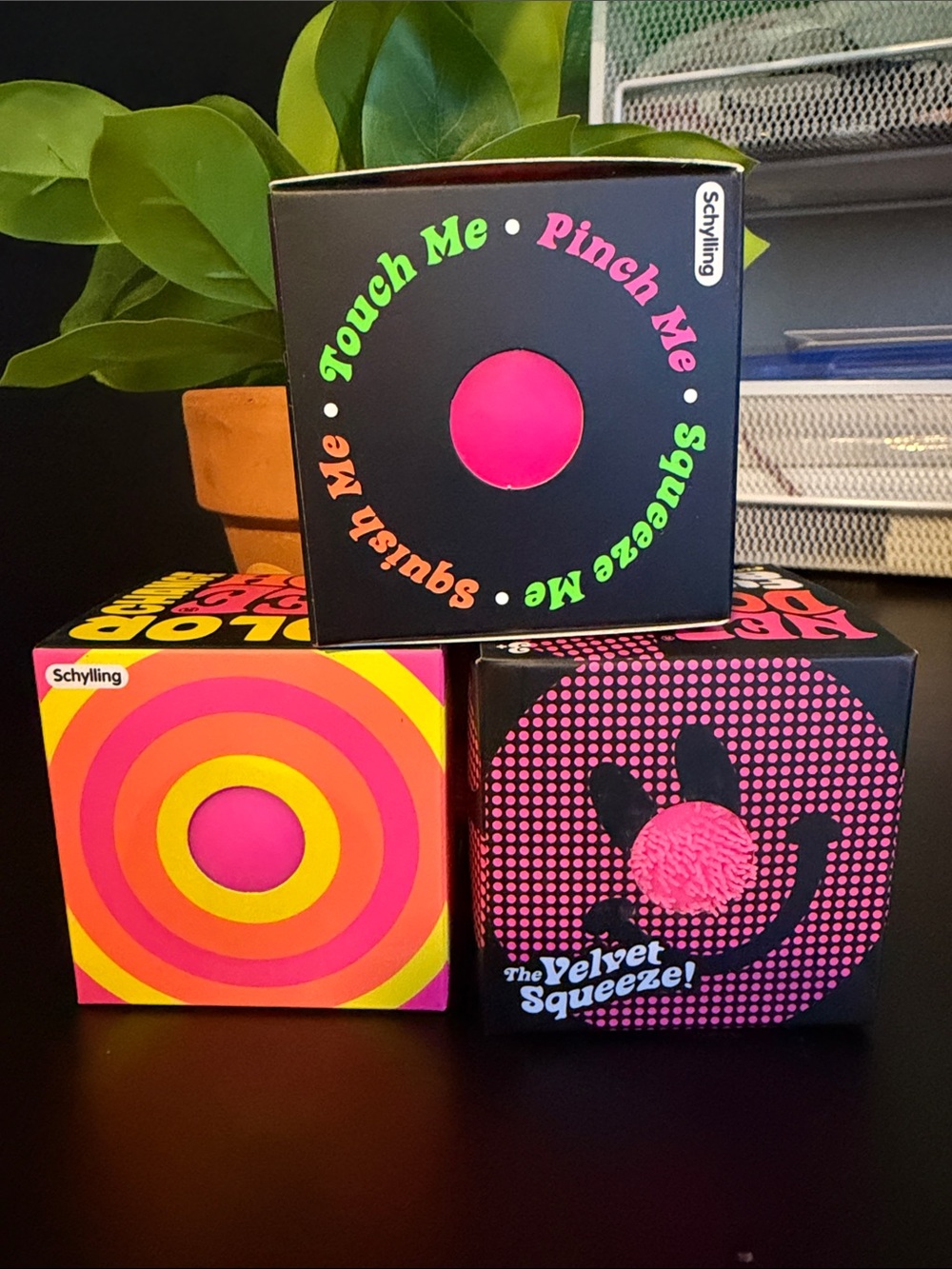 THREE 3 Schylling Needoh Fuzz Ball Groovy Glob & Color Changing Balls Authentic